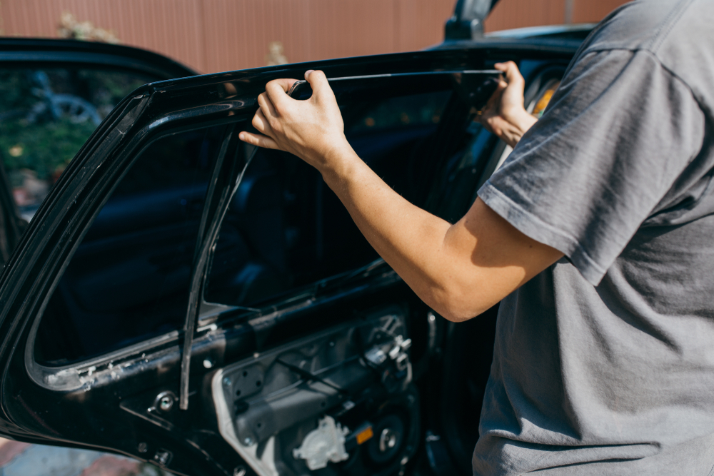 fixing auto car window